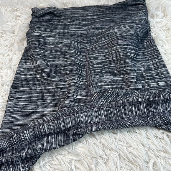 Lululemon Align Crop 21" *Cross Waist Mini Space Dye Herringbone Heathered Black - Picture 2 of 5